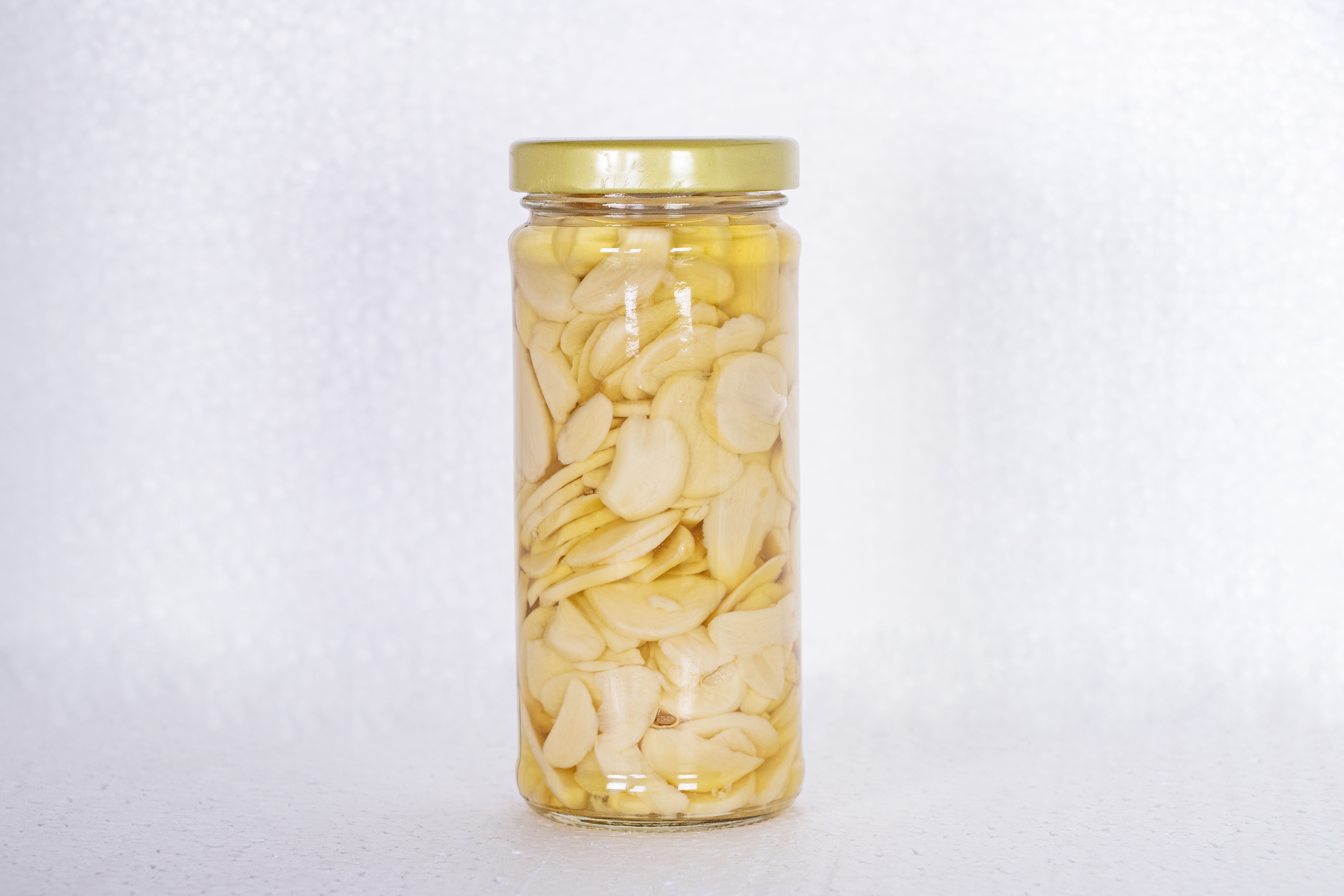 SLICED GARLIC IN WATER-Q